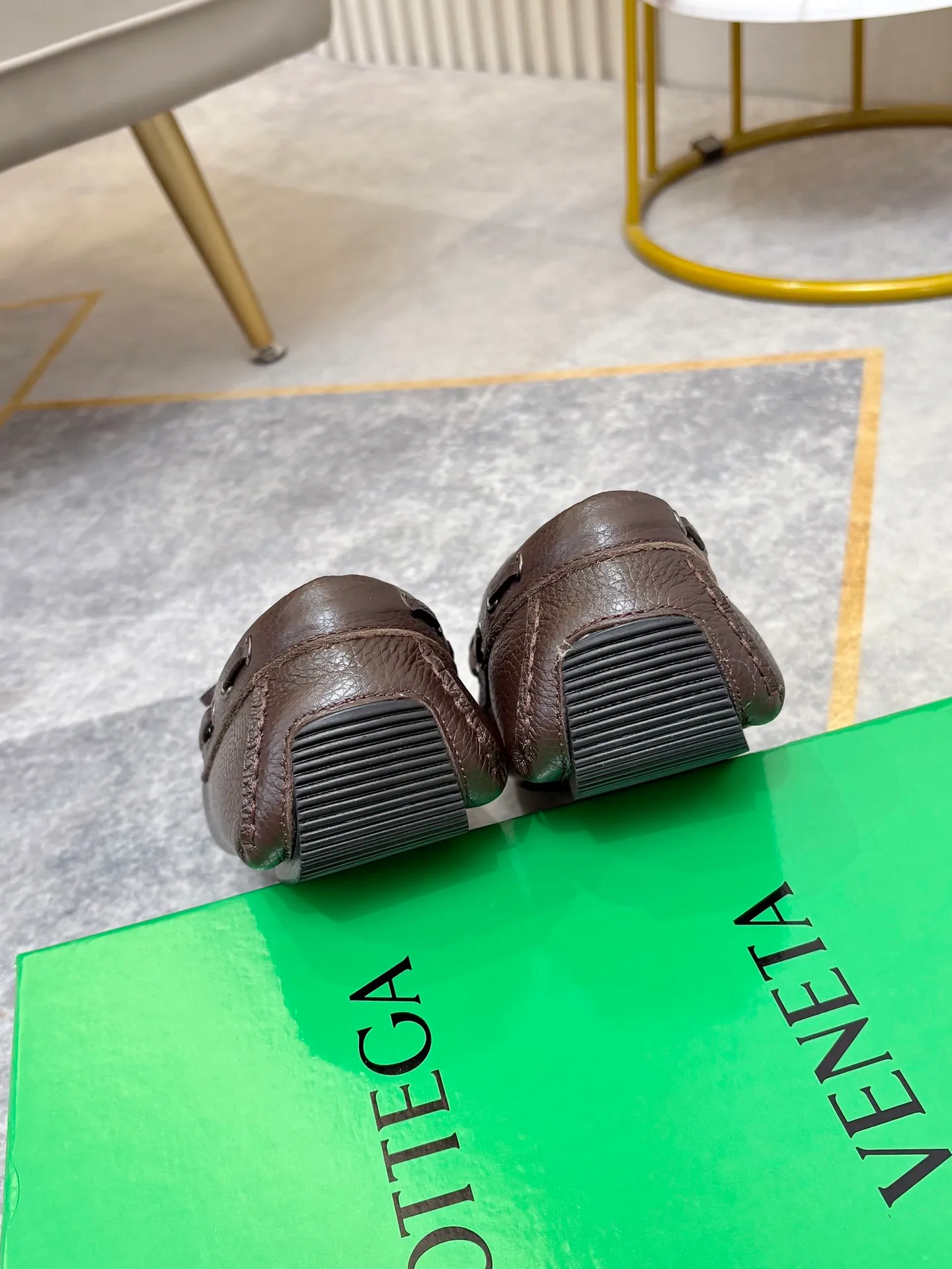 P420💰 (Niu Li + Niu Pad) [BV] The latest hot style‼ ️Casual men's shoes, uppers imported first-layer cowhide ➕Full imported cowhide lining✔️Exquisite workmanship, excellent foot feel, special rubber soles✔️, cool and fashionable, the latest fashion, fashionable outsole, hurry up.  Code number: 38-44 (can be customized to 37.45, non-refundable)
